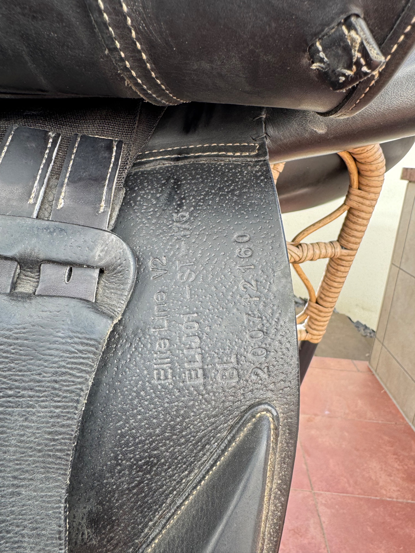 Ikonic Elite Classic Jumping Saddle (JEL01) – Bild 4 von 7